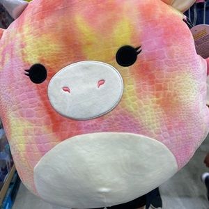 NWT SUPER RARE TIEDYE SQUISH MELLOW🌸CELESTINA